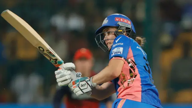 Nat Sciver-Brunt bats for Mumbai Indians in WPL