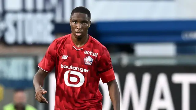 Bafode Diakite in action for Lille