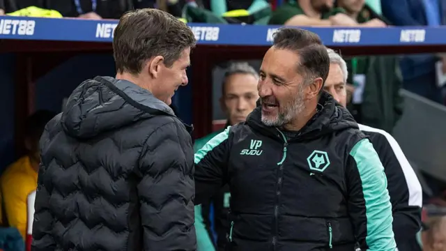 Oliver Glasner embraces Vitor Pereira