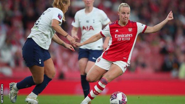 Beth Mead at the Emirates