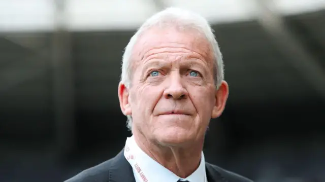 Alan Curtis