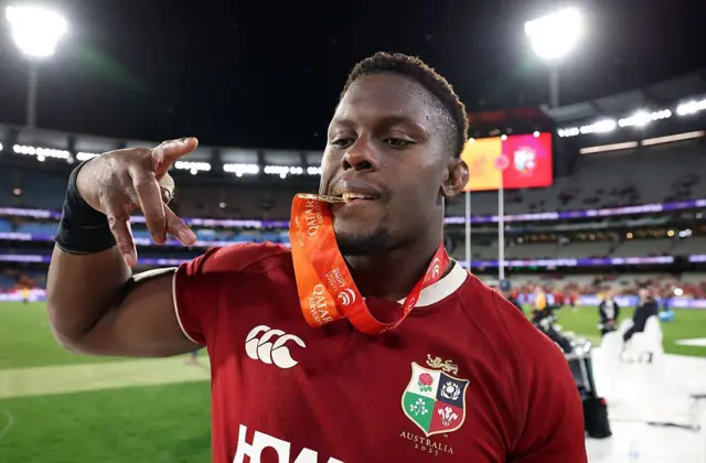 Maro Itoje