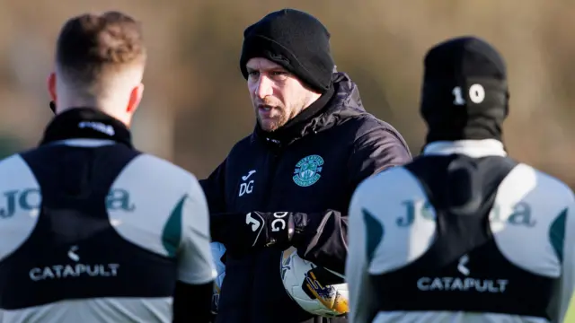 Hibs head coach David Gray addresses his players