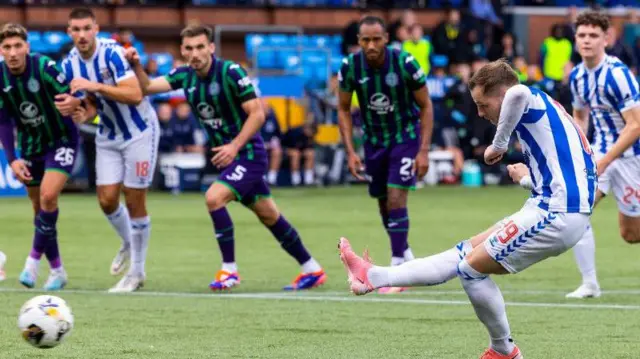 Kilmarnock gained their first point of the season with a draw at home to Hibs in the final outing before the international break