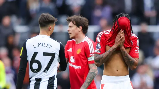 Leny Yoro has head in shirt after defeat by Newcastle