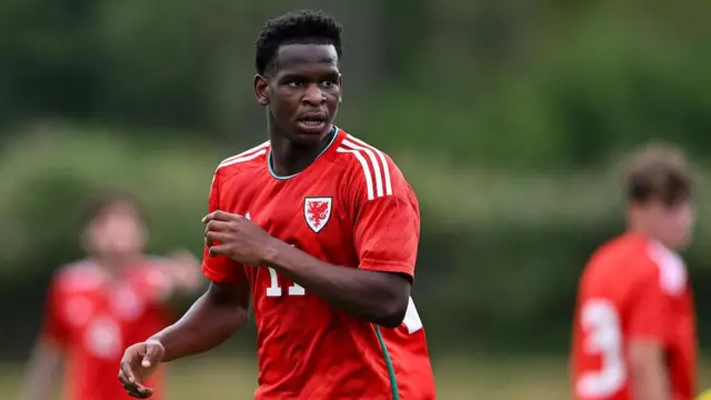 Japhet Matondo in action for Wales Under-19s 