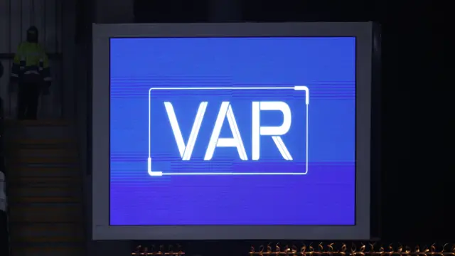 VAR screen