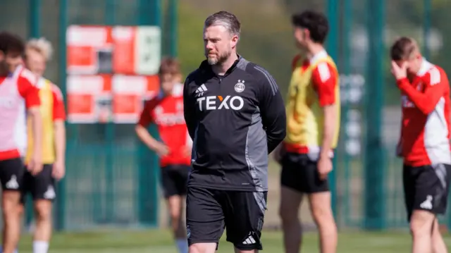 Jimmy Thelin in Aberdeen training 