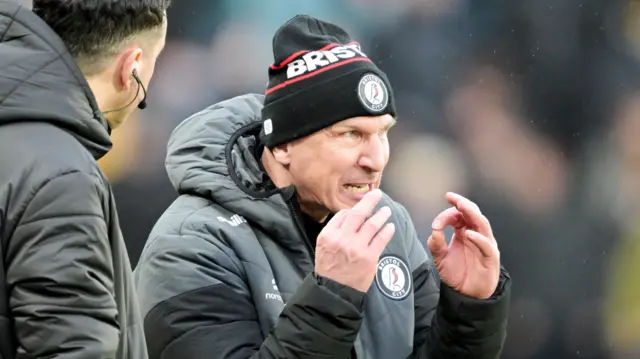 Gerhard Struber looks frustrated on the Bristol City touchline