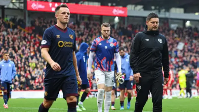 Hearts captain Lawrence Shankland missed two good chances early in the first half