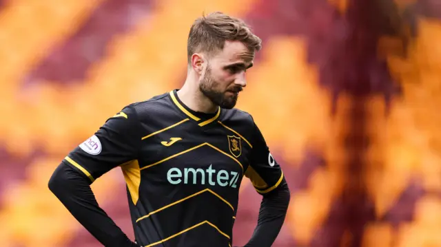 Andrew Shinnie 