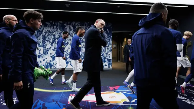 Igor Tudor walks through the tunnel at Tottenham Hotspur Stadium