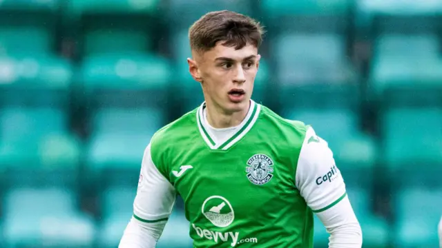 Jacob MacIntyre in action for Hibs against Livingston