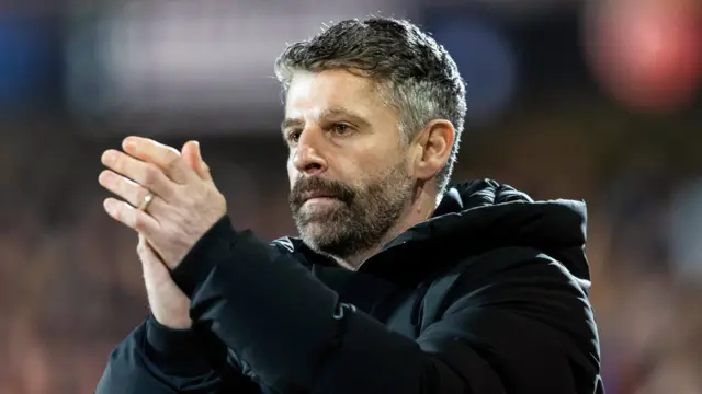 St Mirren manager Stephen Robinson