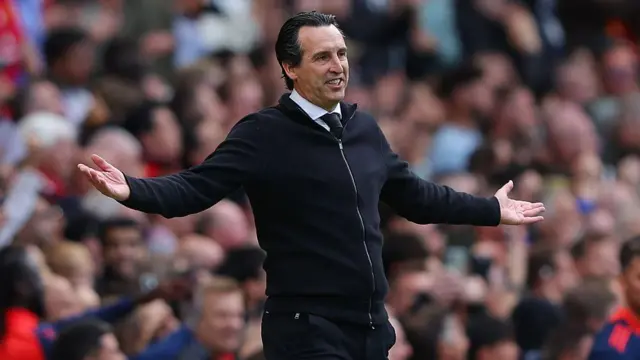 Unai Emery managing Aston Villa