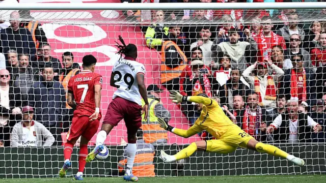 Luis Diaz playing for Liverpool