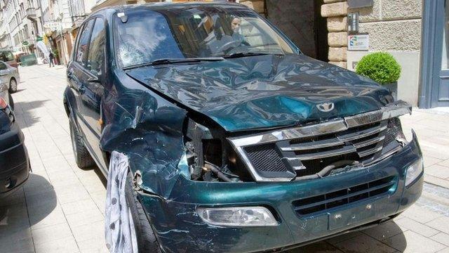 Damaged car in Graz