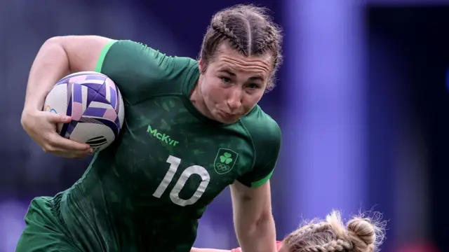 Eve Higgins in action for Ireland Sevens at the Paris Olympics