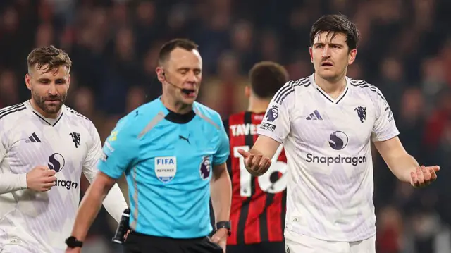 Harry Maguire getting sent off