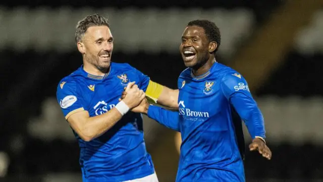 PAISLEY, SCOTLAND - OCTOBER 30: St Johnstone's Benjamin Kimpioka celebrates after scoring to make it 1-0 during a William Hill Premiership match between St Mirren and St Johnstone at the SMiSA Stadium, on October 30, 2024, in Paisley, Scotland. (Photo by Paul Byars / SNS Group)