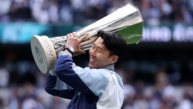 Son Heung-min with the Europa League trophy