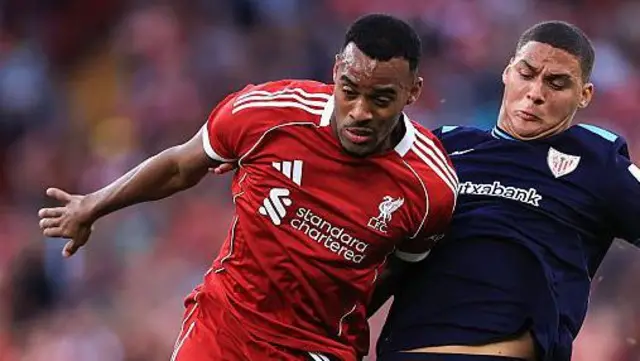 Ryan Gravenberch battles for possession against Athletic Bilbao