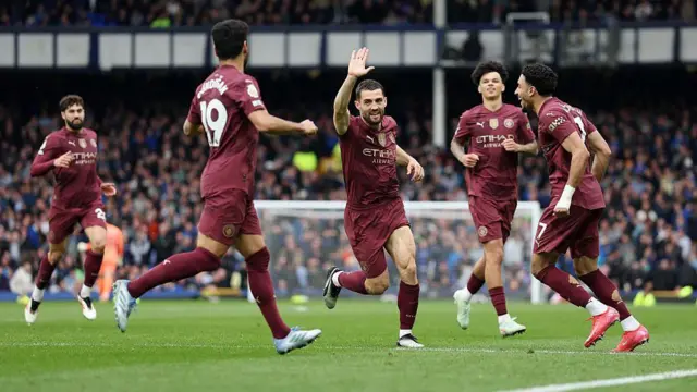 Mateo Kovacic celebrates