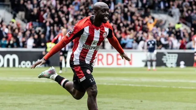 Yoane Wissa celebrates 