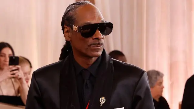 Snoop Dogg in sunglasses