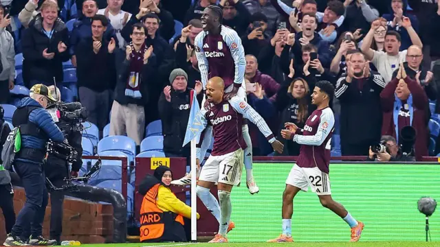 Donyell Malen of Aston Villa celebrates after scoring his team's second goal