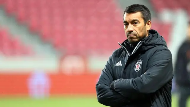 Giovanni van Bronckhorst with his arms folded