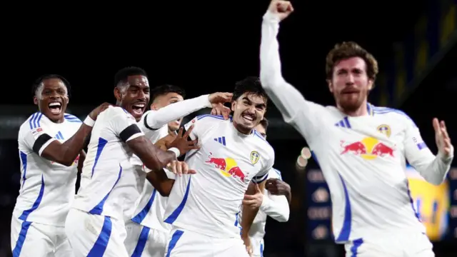 Pascal Struijk of Leeds United celebrates with team-mates after scoring against Sheffield United 