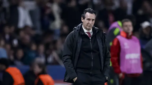 Unai Emery looks on thoughtfully