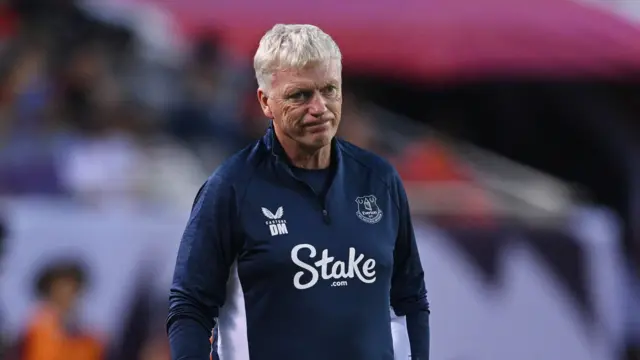 David Moyes looks dejected