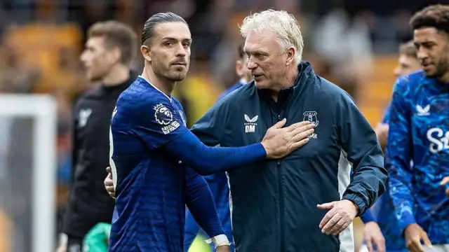 Everton manager David Moyes celebrates victory at the end of a match with Jack Grealish