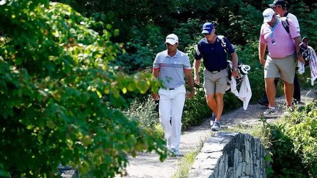 Jason Day and Matt Jones of Australia