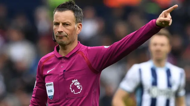 Mark Clattenburg officiating a Premier League match in 2017