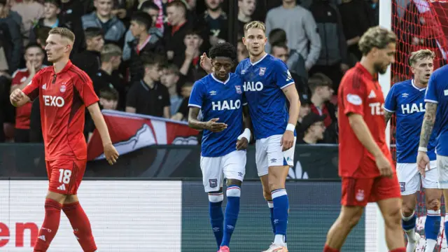 Ipswich celebrate