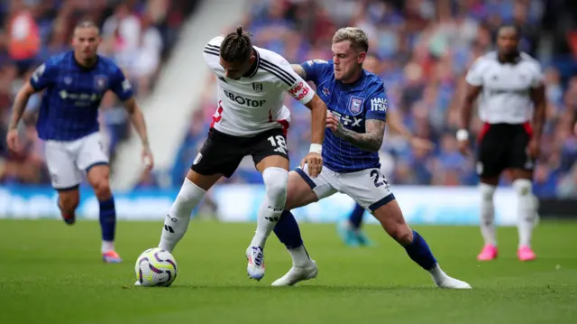 Fulham's Andreas Pereira and Ipswich Town's Sammie Szmodics