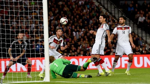 Mats Hummels nets an own goal