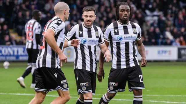 Greg Kiltie received support from his St Mirren teammates after his penalty miss. 