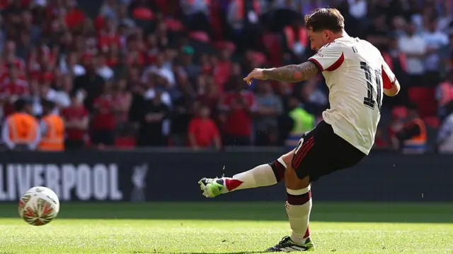 Alexis MacAllister of Liverpool misses during a penalty shootout