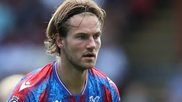 Joachim Andersen in action for Crystal Palace