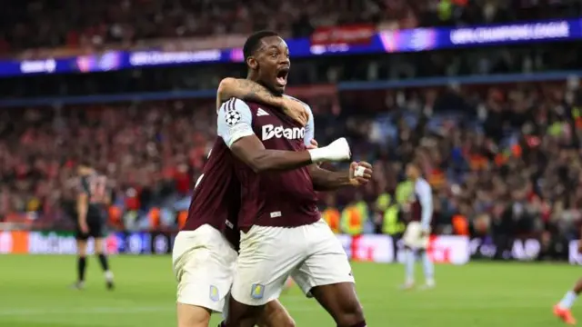 Jhon Duran celebrates goal against Bayern Munich