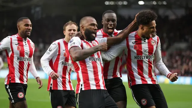 Brentford's Igor Thiago celebrates scoring his side's second goal during a Premier League match between Brentford and Newcastle United