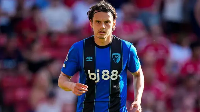 Enes Unal looks on during match for Bournemouth