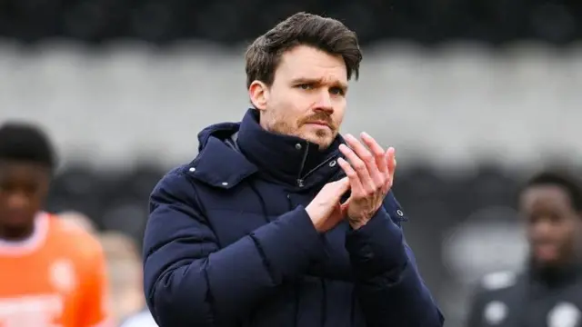 Danny Rohl claps Rangers fans