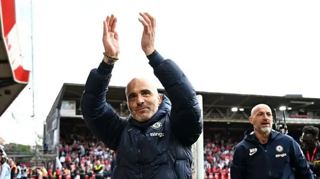 Enzo Maresca applauds fans
