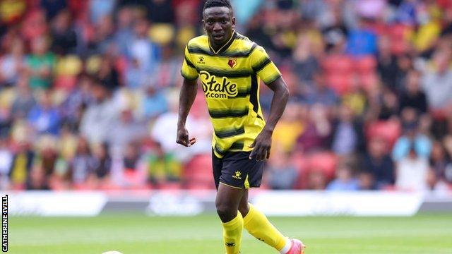 Peter Etebo on the pitch for Watford