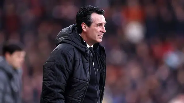 Unai Emery on the touchline